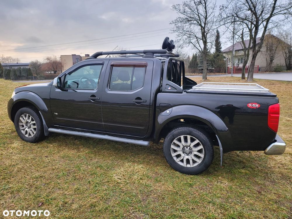 Nissan Navara 3.0 D V6 Platinum Long - 20