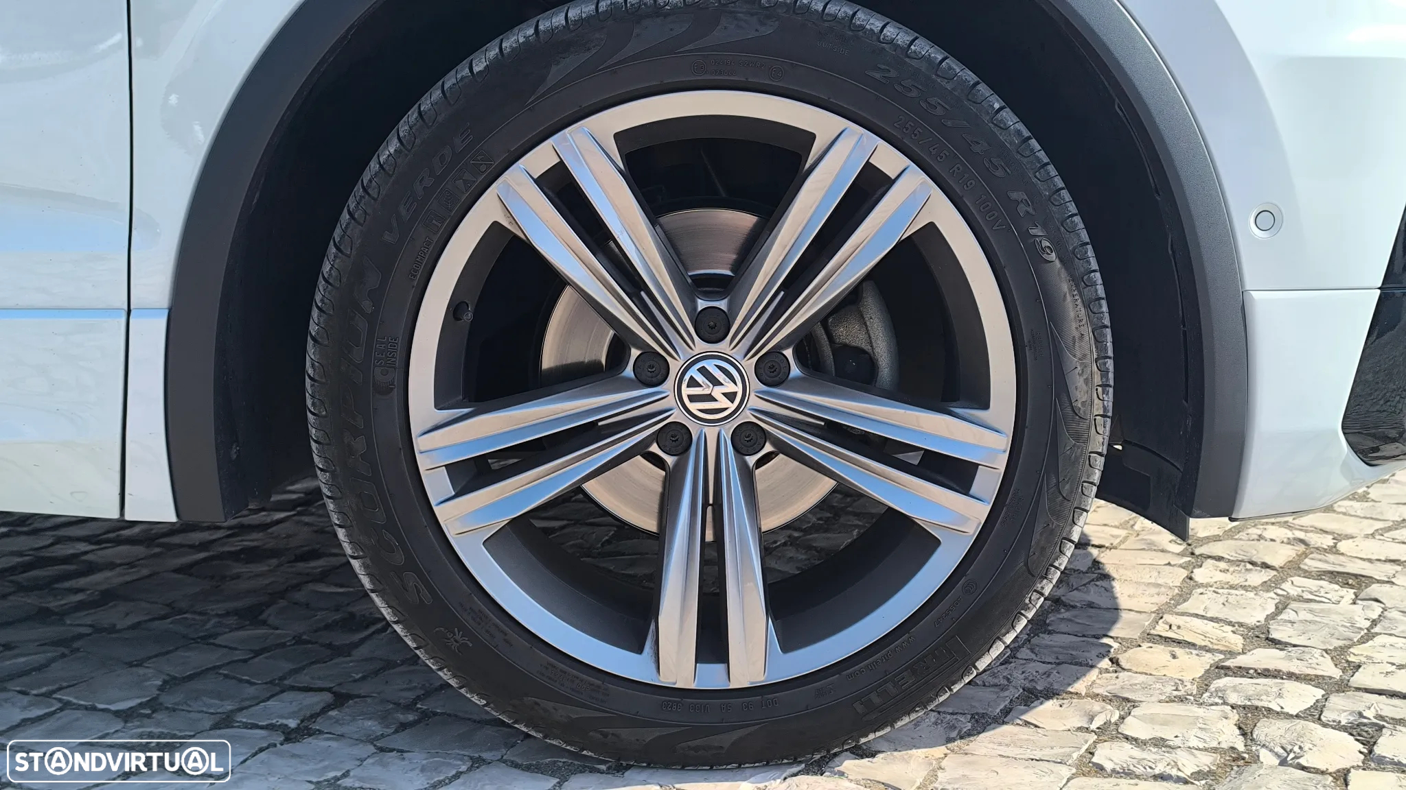 VW Tiguan 2.0 TDI R-Line - 7