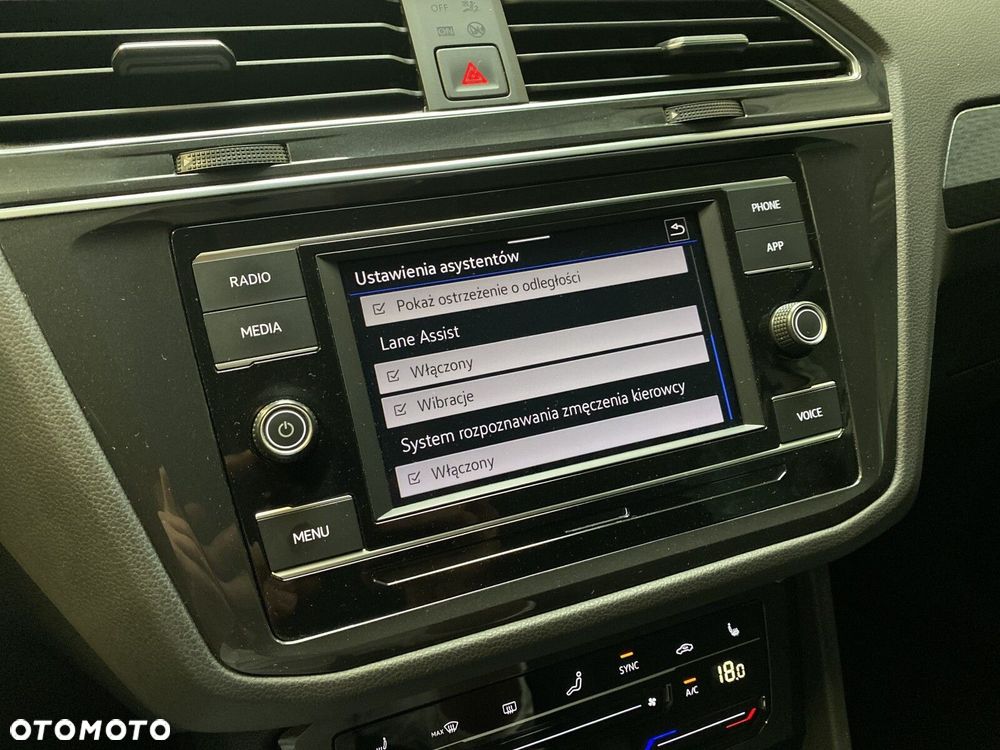 Volkswagen Tiguan 2.0 TSI 4Mot Life DSG - 27
