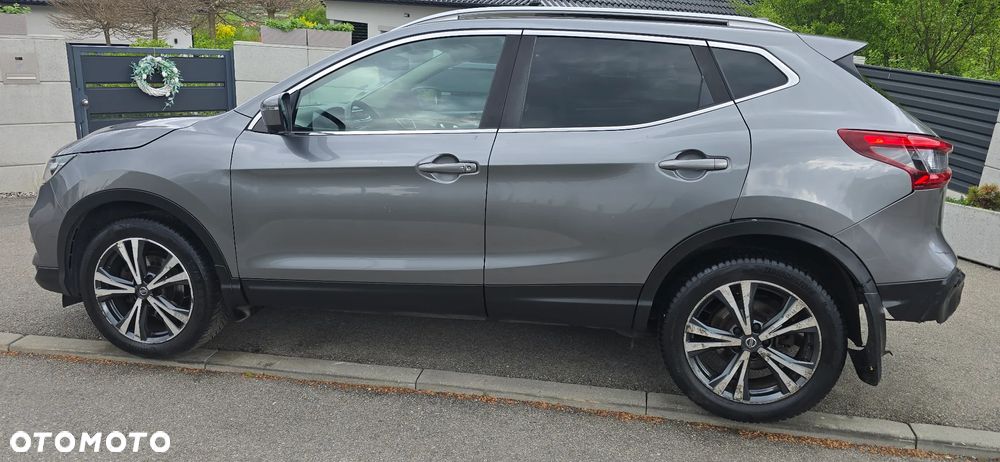 Nissan Qashqai 1.2 DIG-T Xtronic TEKNA+ - 17