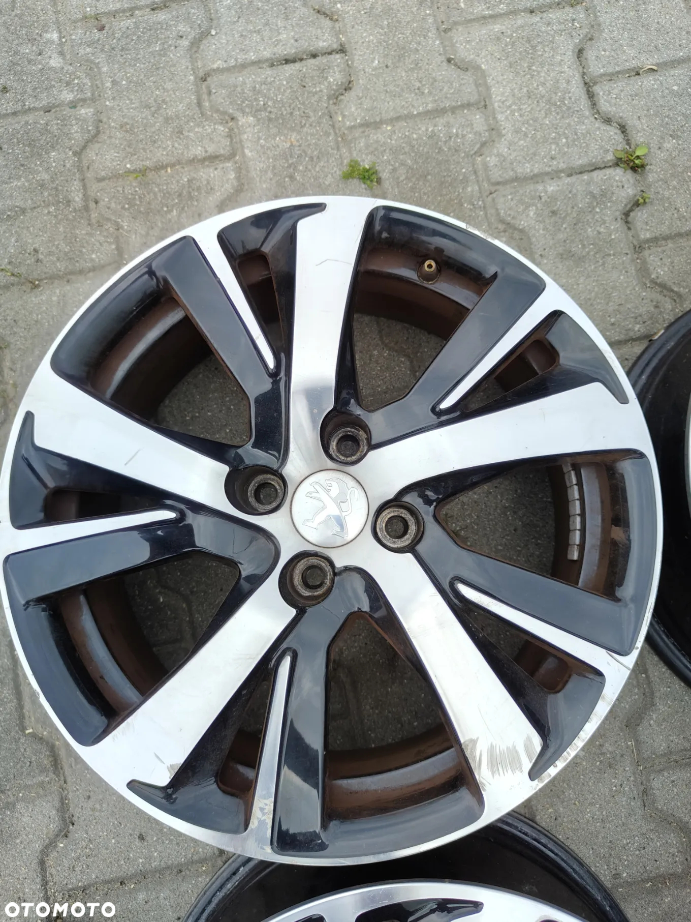 Peugeot 2008 2013-2019 6.5Jx17 4x108 et20 - 4