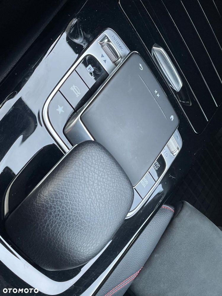 Mercedes-Benz Klasa A 180 d 7G-DCT AMG Line - 25