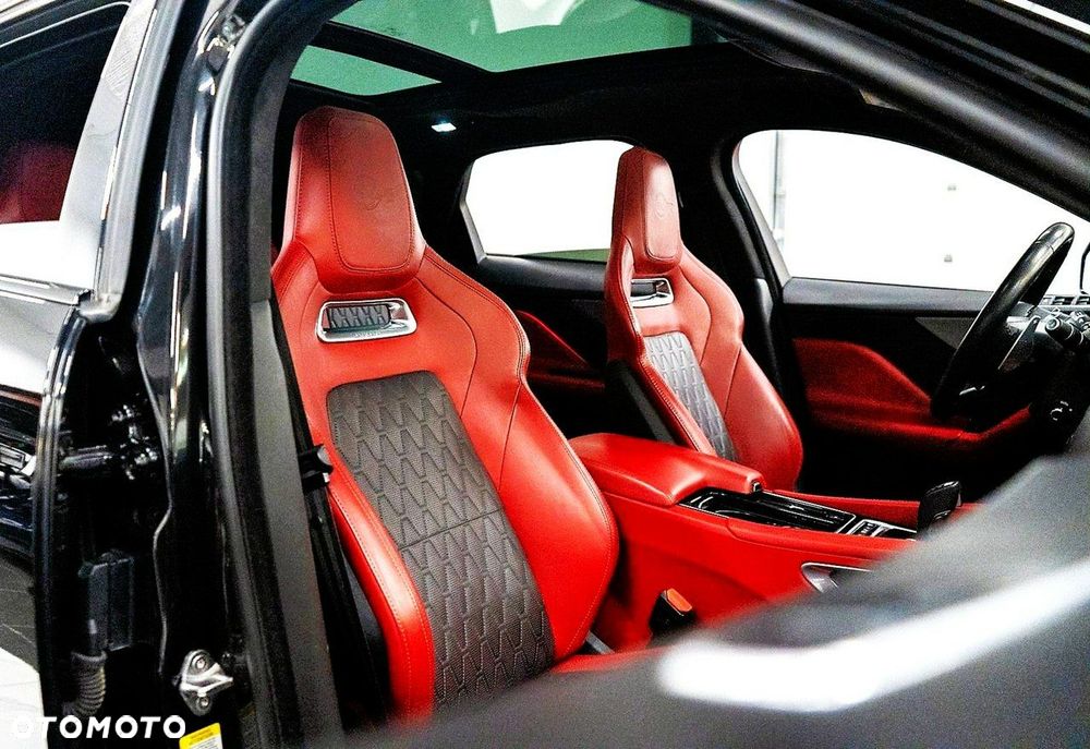 Jaguar F-Pace 5.0 V8 P550 AWD SVR Edition 1988 - 23