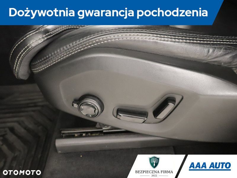 Volvo XC 90 - 23
