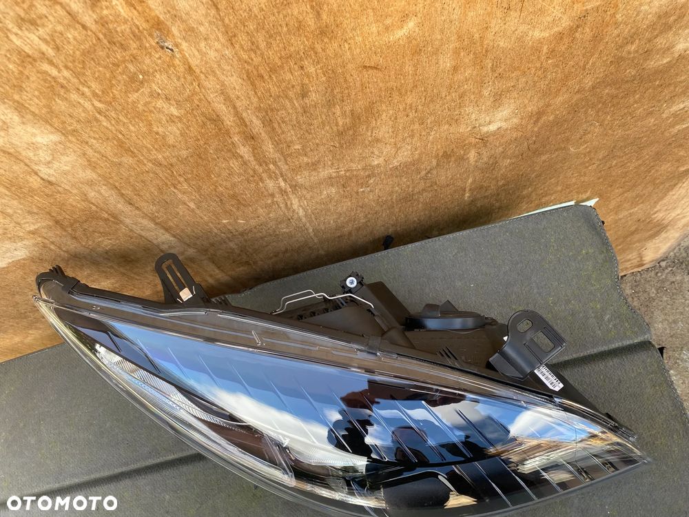 lampa megane III GT czarna lift pod led prawa eu - 3