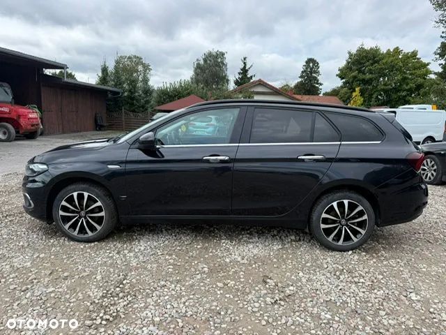 Fiat Tipo 1.6 MultiJet 16v Lounge DDCT - 3