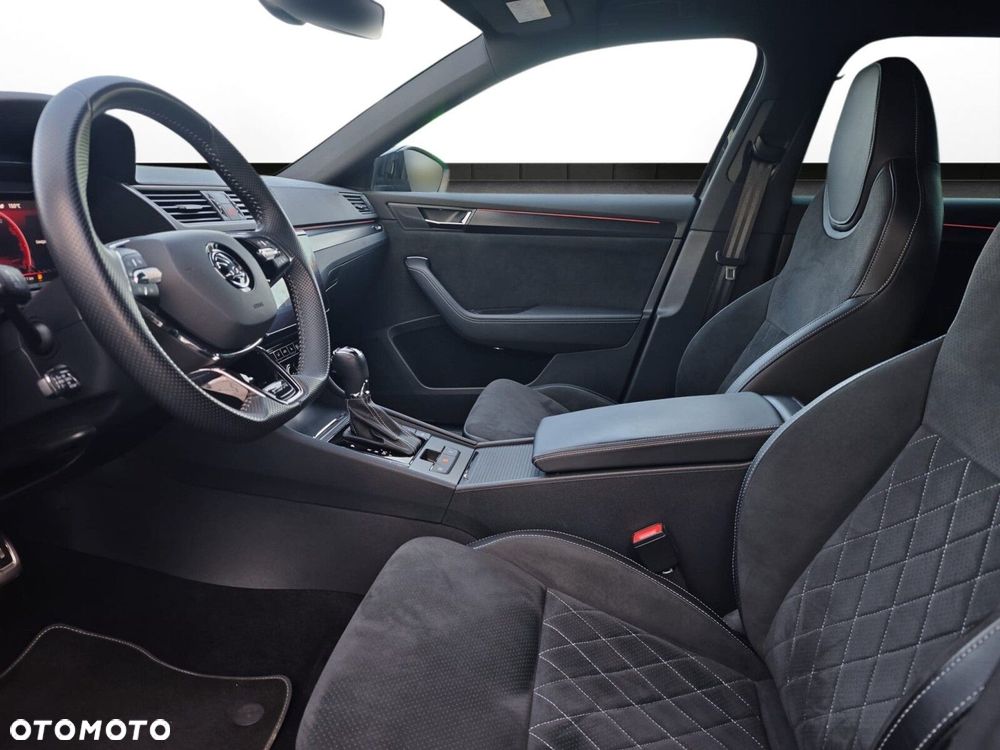 Skoda Superb 2.0 TDI SCR Sportline DSG - 21