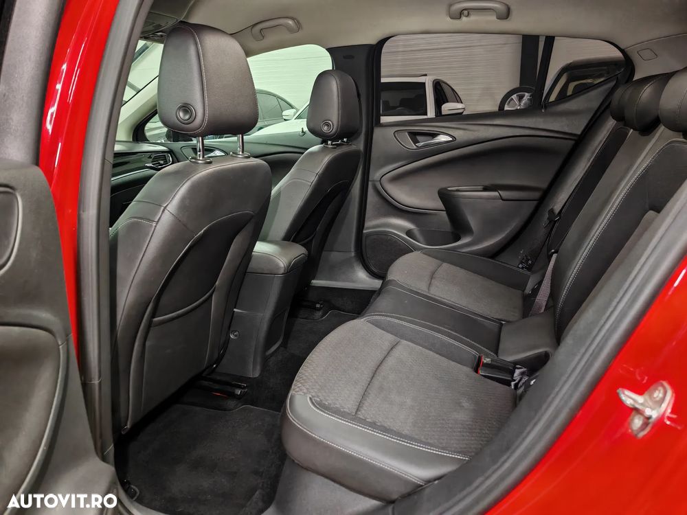 Opel Astra 1.6 CDTI ECOTEC Start/Stop Cosmo - 15