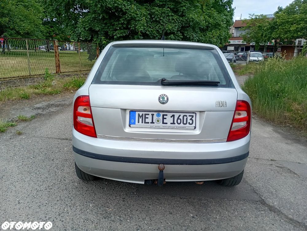 Skoda Fabia 1.2 HTP Comfort - 2