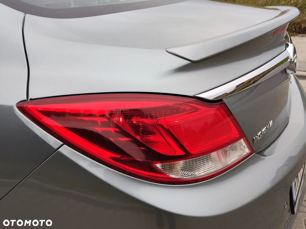 Opel Insignia - 18