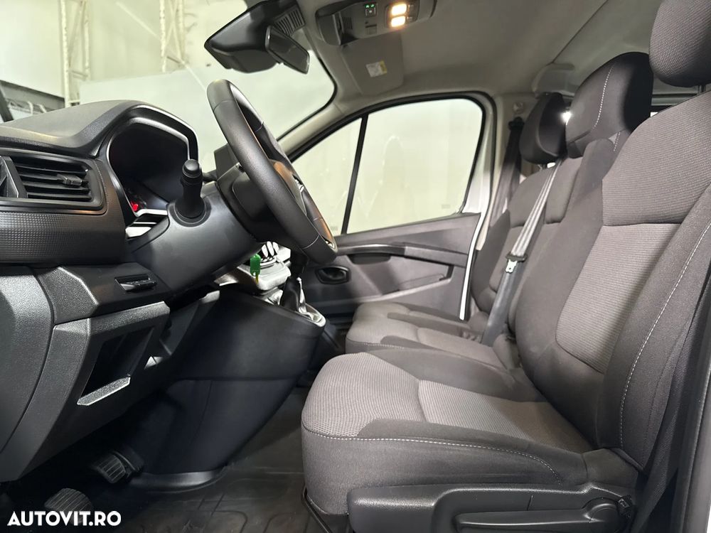 Renault Trafic - 24