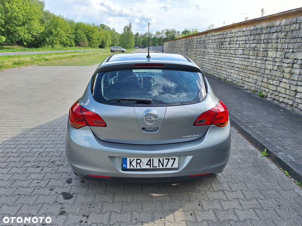 Opel Astra 1.6 - 2