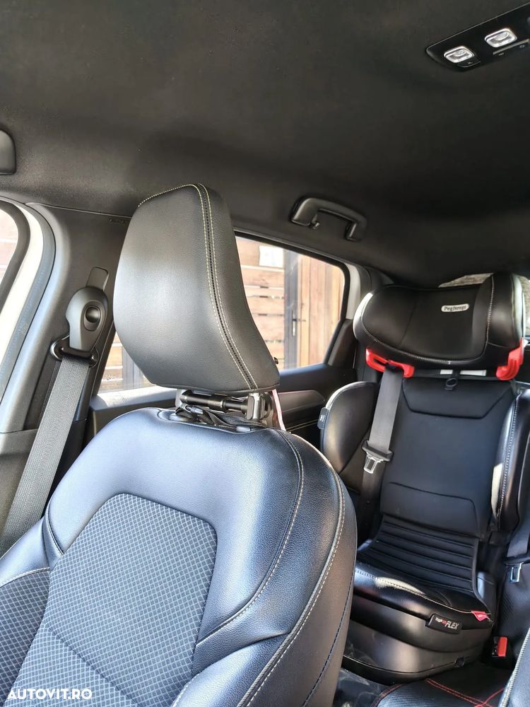 Renault Arkana MHEV 140 EDC Techno - 9