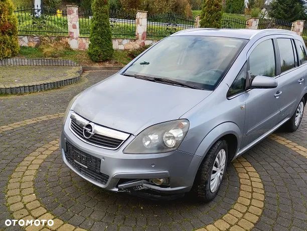 Opel Zafira 1.8 - 3
