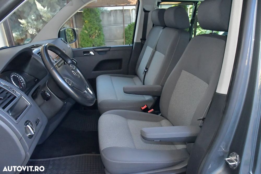 Volkswagen Caravelle - 34