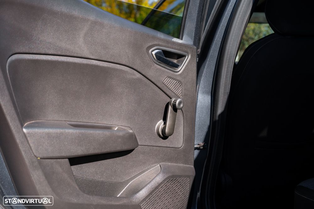 Renault Clio 1.0 TCe Limited Bi-Fuel - 42