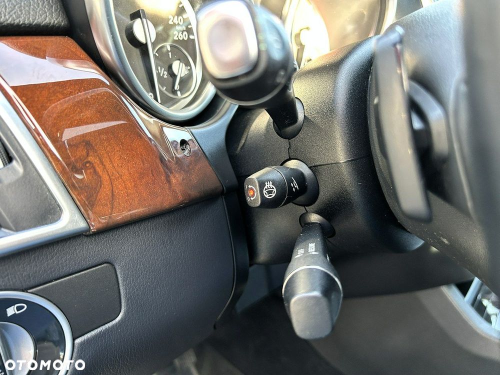 Mercedes-Benz ML - 14