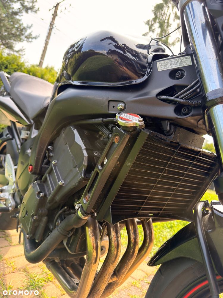 Yamaha FZ6 - 15