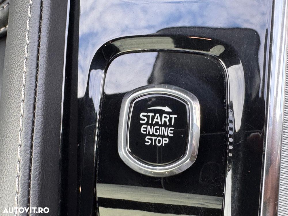 Volvo XC 90 B5 MHEV AWD 7 locuri R-Design - 13