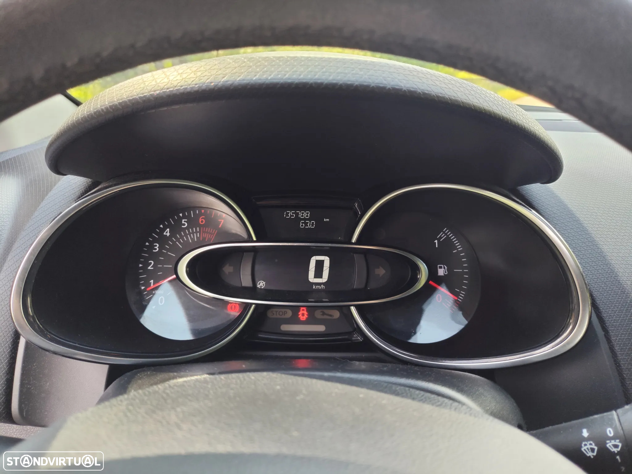 Renault Clio Sport Tourer 0.9 TCe Limited - 17