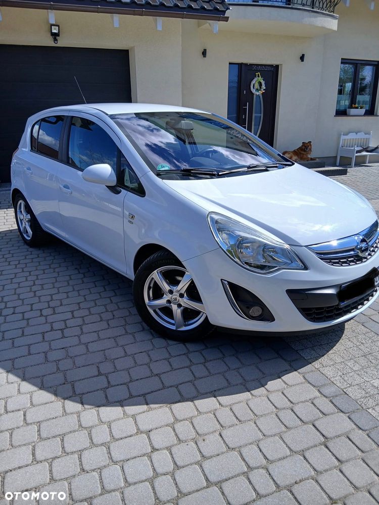 Opel Corsa 1.4 16V Satellite - 2