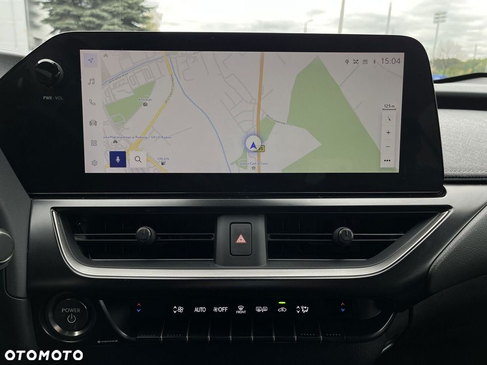 Lexus UX 2023