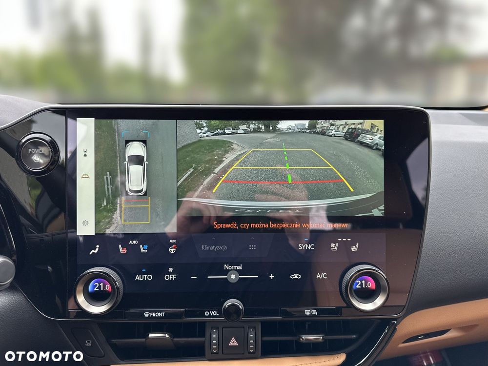 Lexus NX 350h Prestige AWD - 24