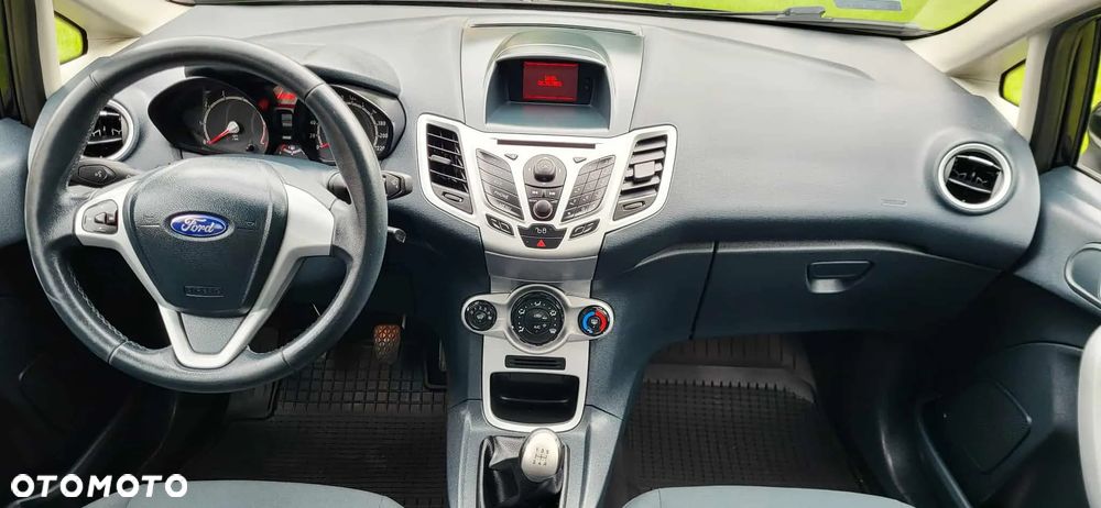 Ford Fiesta 1.25 Titanium EU5 - 12