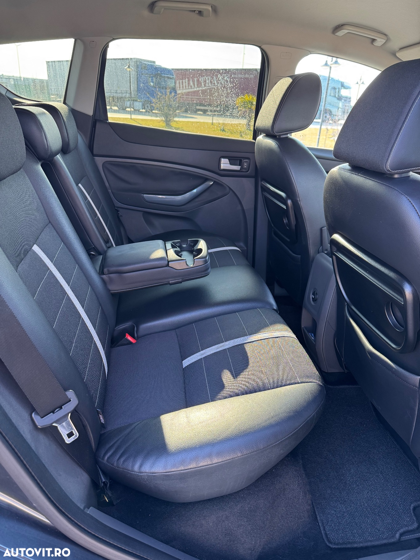 Ford Kuga 2.0L TDCi DPF Trend - 6