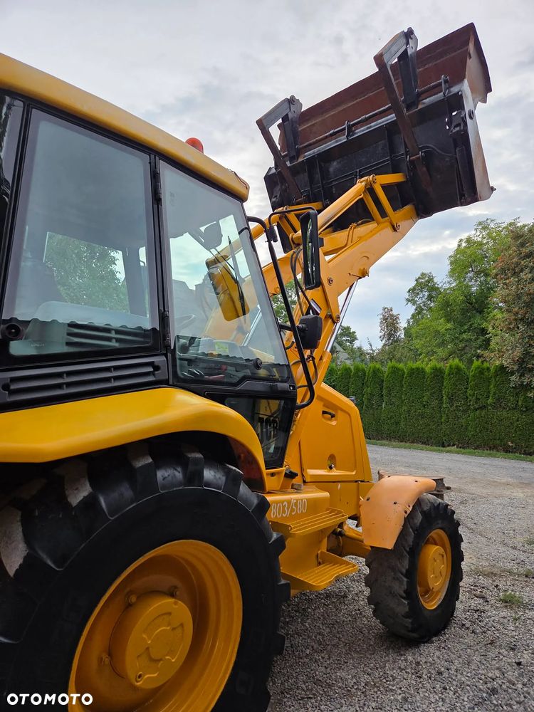 JCB 3CX - 7