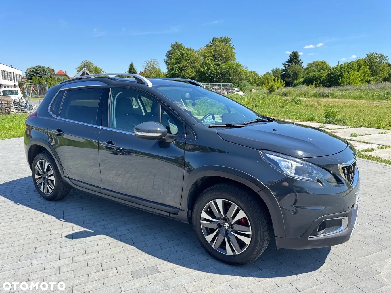 Peugeot 2008 1.2 Pure Tech Active S&S - 20
