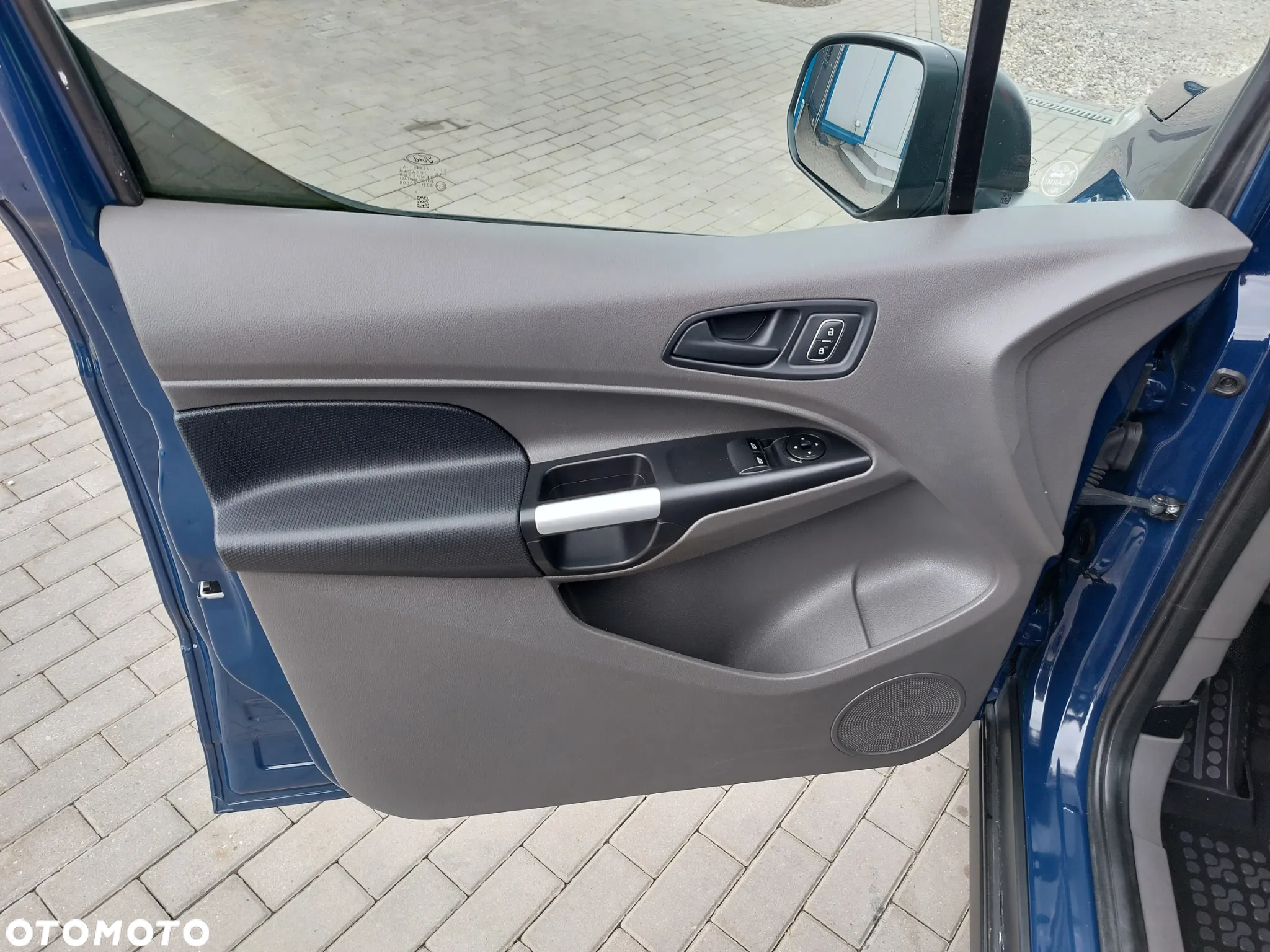 Ford Transit Connect 220 L1 Trend - 11