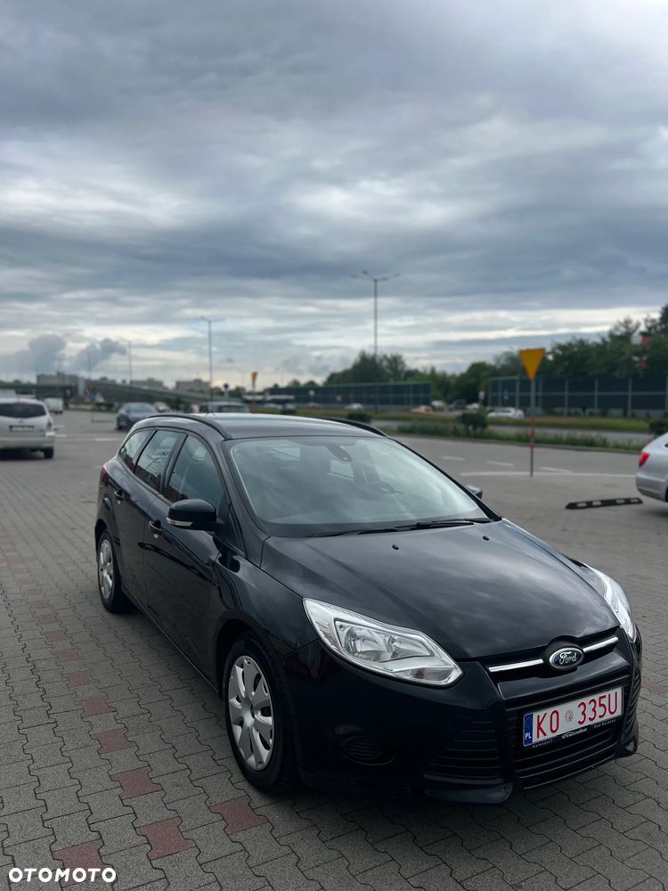 Ford Focus 1.6 TDCi DPF Start-Stopp-System SYNC Edition - 9