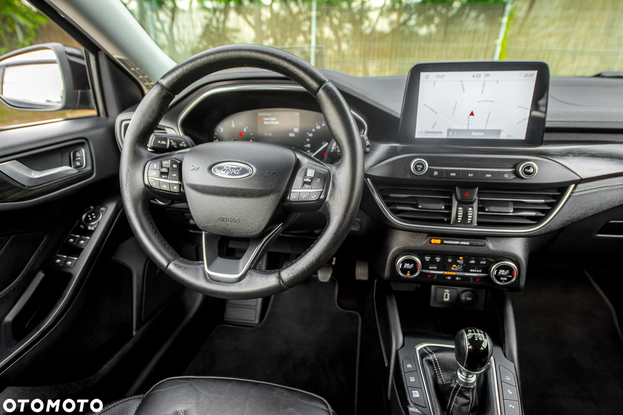 Ford Focus - 21