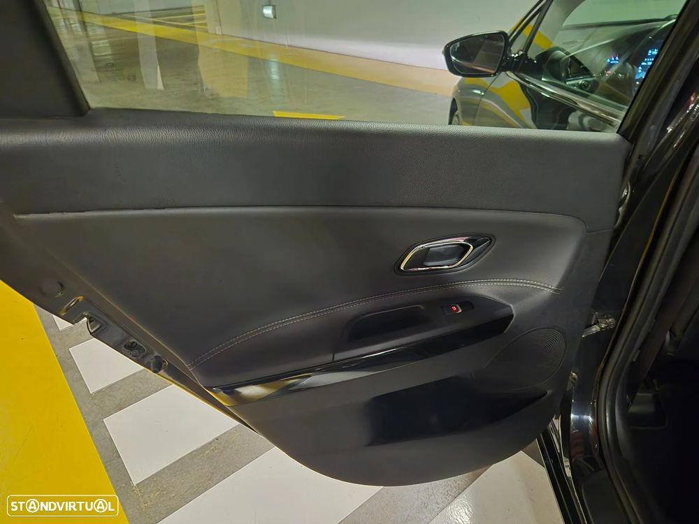 Kia Ceed SW 1.6 CRDi GT Line - 33