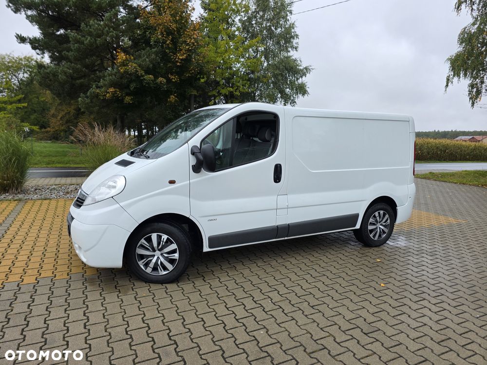 Opel Vivaro - 2