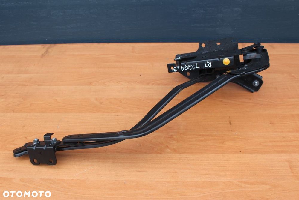 MECHANIZM ZAWIAS DACHU PRAWY OPEL TIGRA B CABRIO - 2