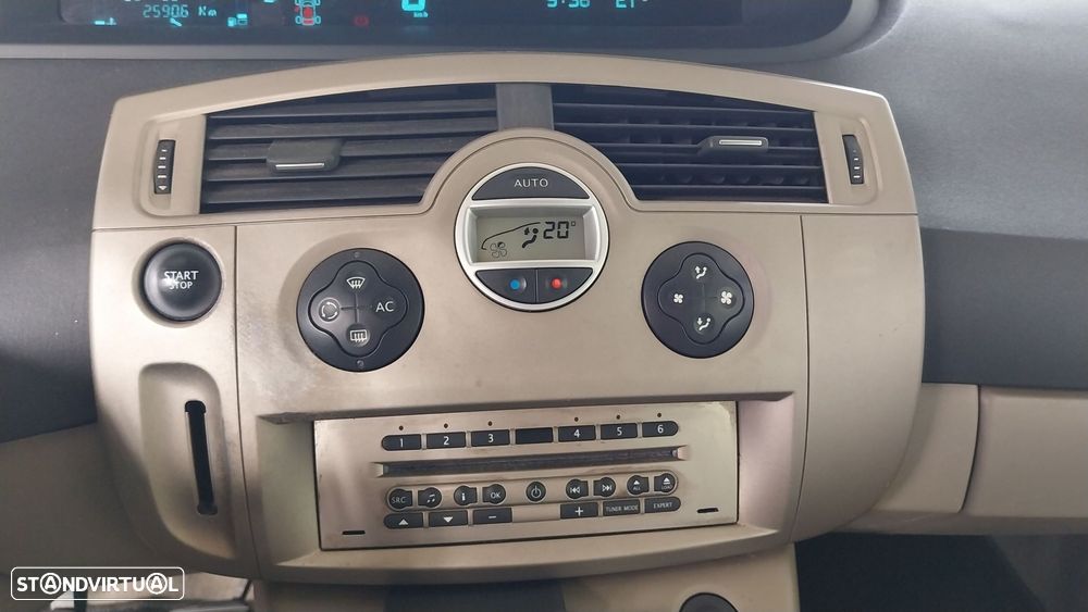 Renault Grand Scénic 1.5 dCi Privilège - 8