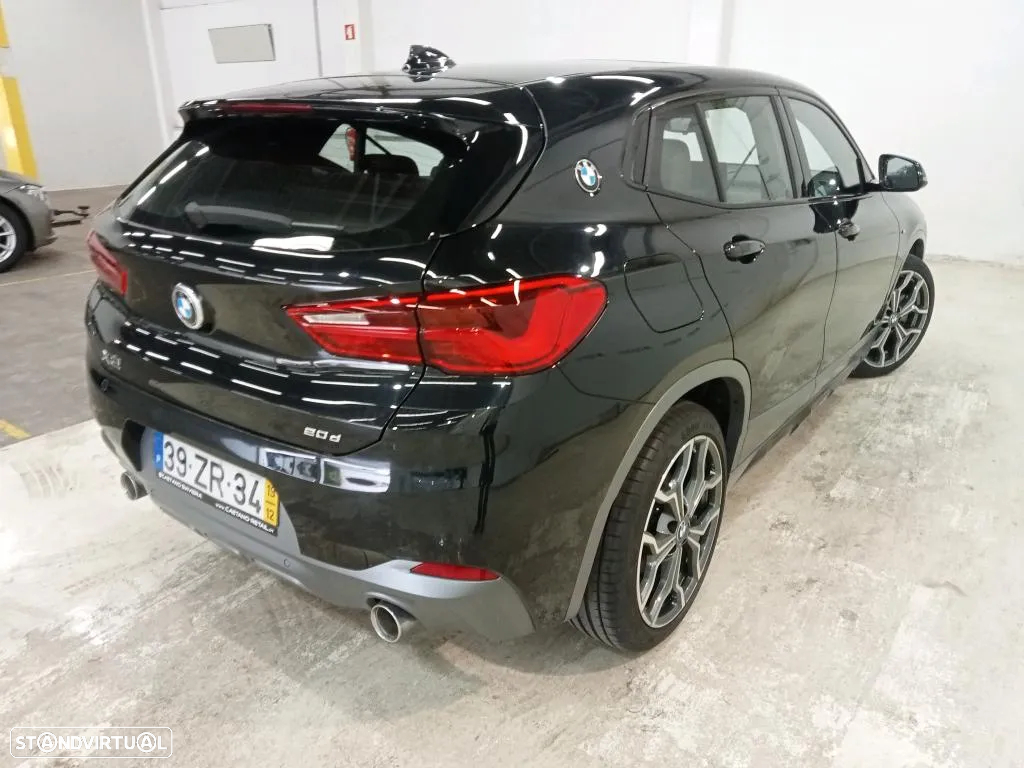 BMW X2 20 d sDrive Auto X Pack M - 3