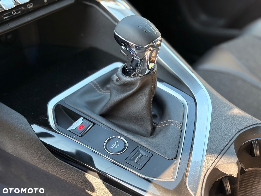 Peugeot 3008 BlueHDi 130 Stop & Start Allure - 16