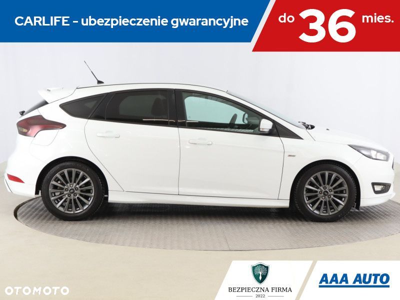 Ford Focus - 8