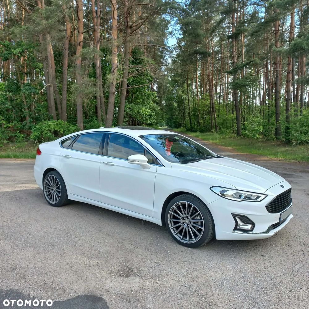 Ford Fusion - 6