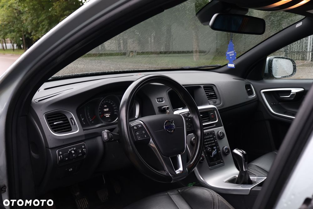 Volvo V60 D2 - 4