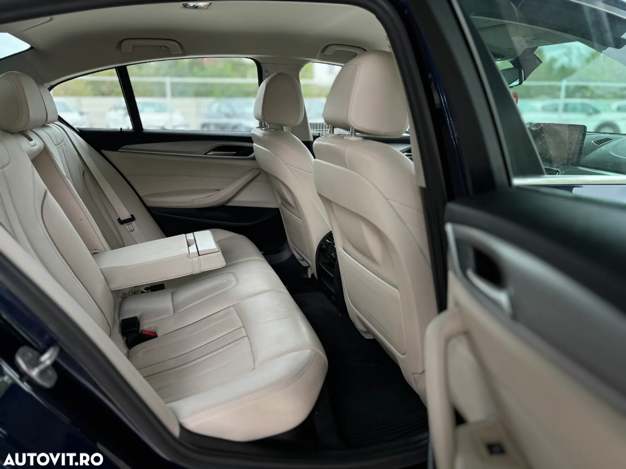 BMW Seria 5 520e AT PHEV - 37