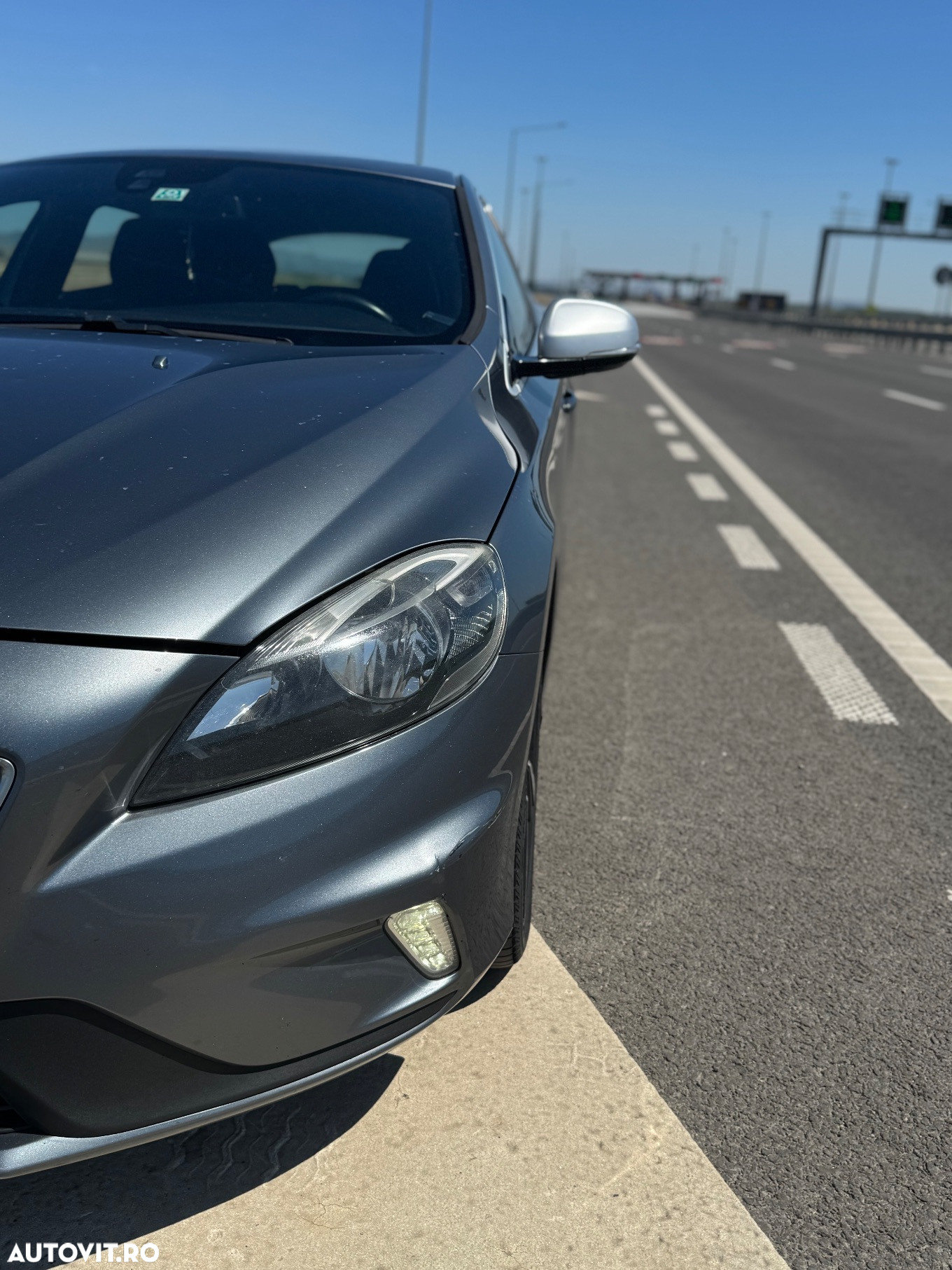 Volvo V40 D4 VEA R-Design - 5
