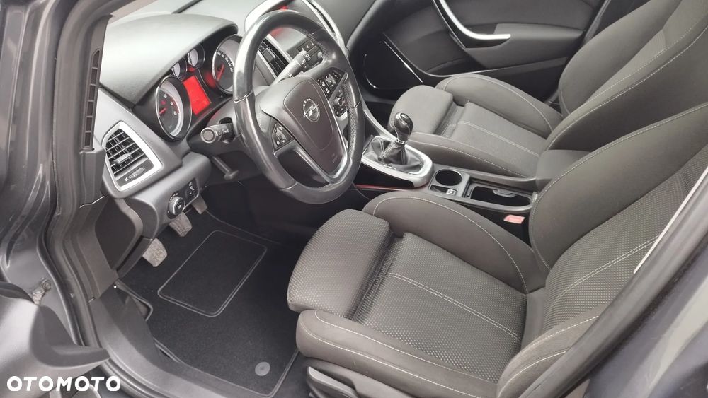 Opel Astra 1.4 Turbo Cosmo - 6