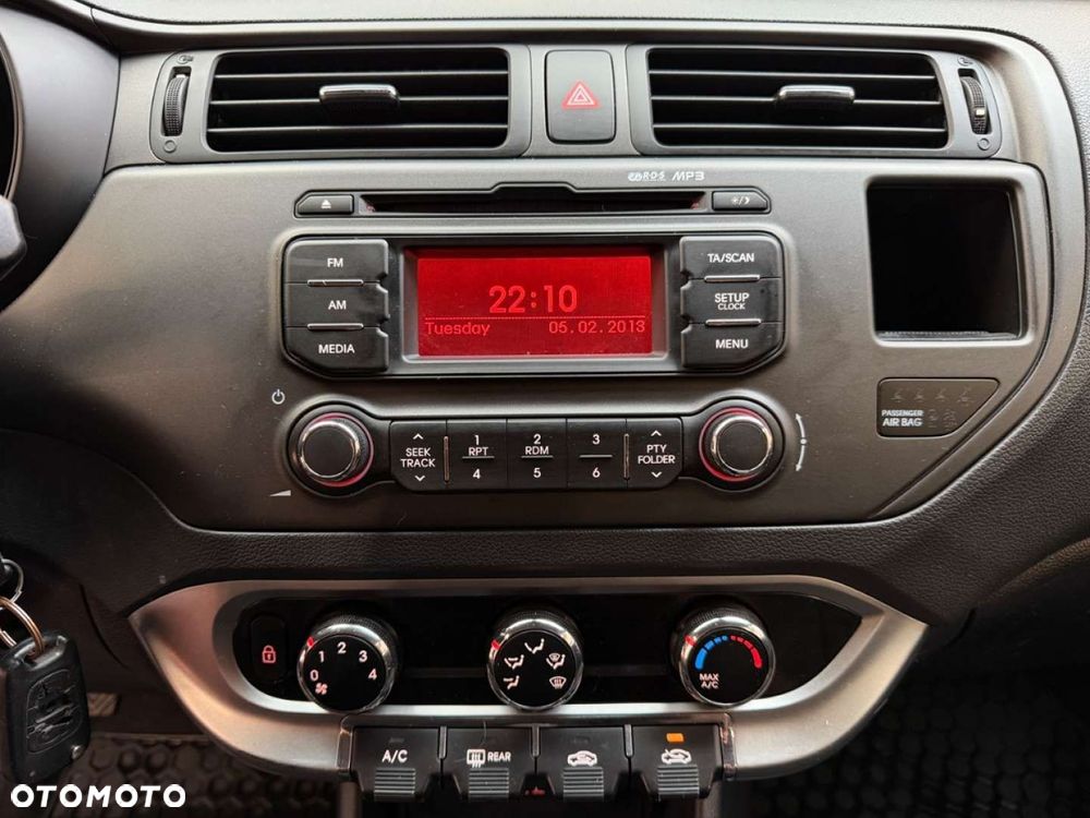 Kia Rio 1.2 Dream-Team Edition - 26