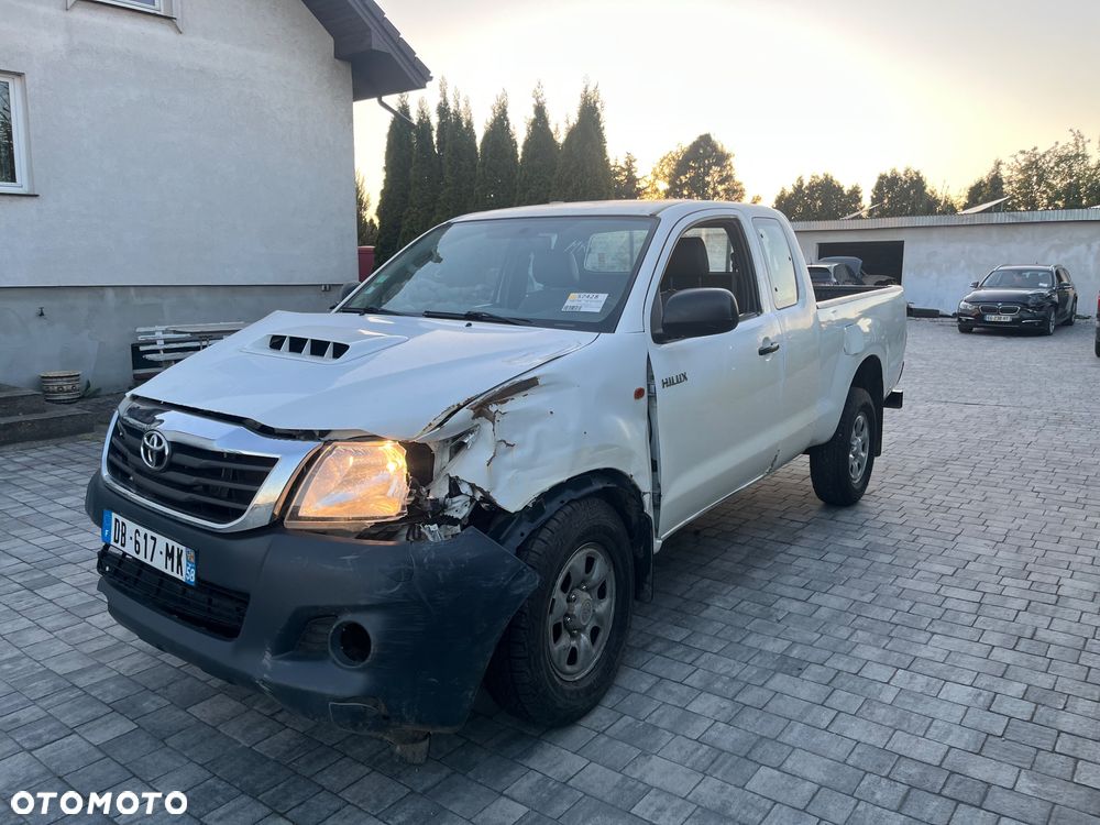 Toyota Hilux D4-D DLX - 1