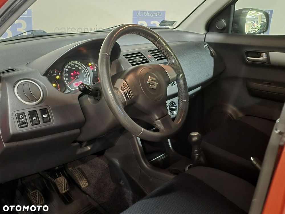 Suzuki Swift - 10