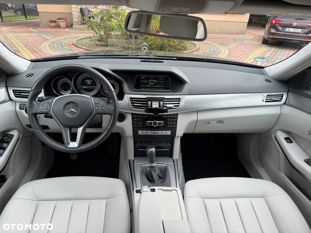 Mercedes-Benz Klasa E 200 Avantgarde - 14